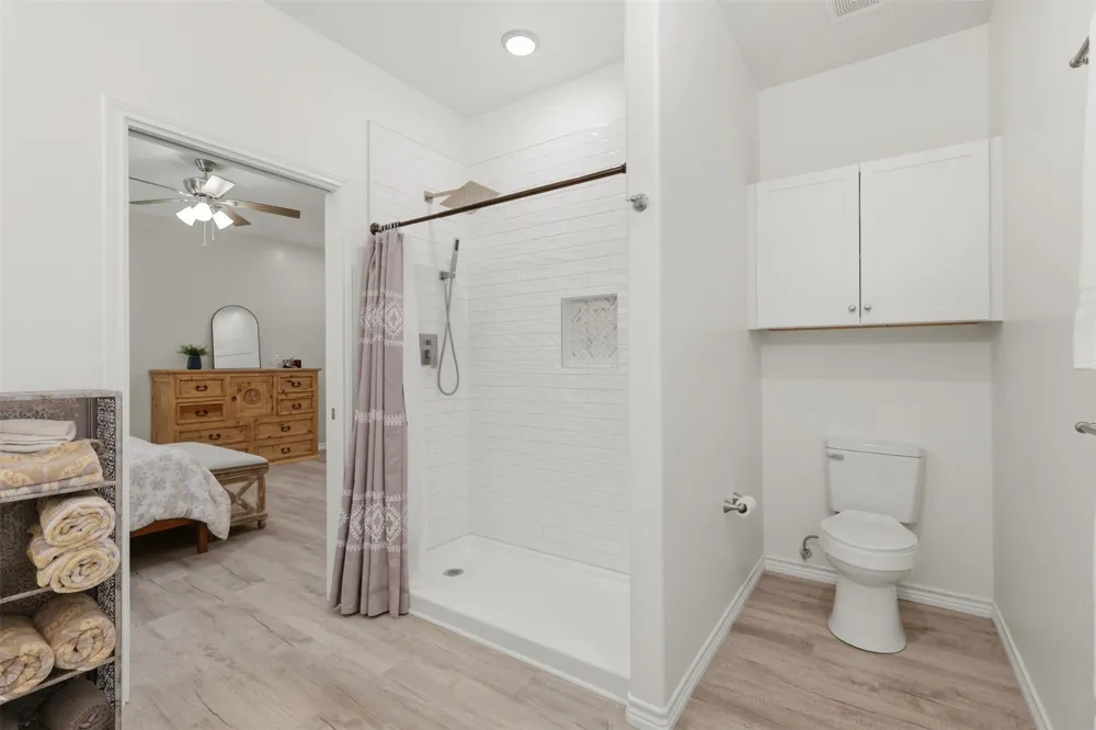 733 King Arthur Ct Scroggins, TX 75480