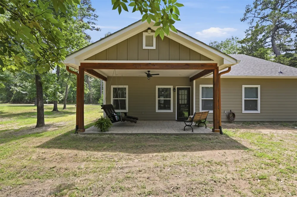 733 King Arthur Ct Scroggins, TX 75480