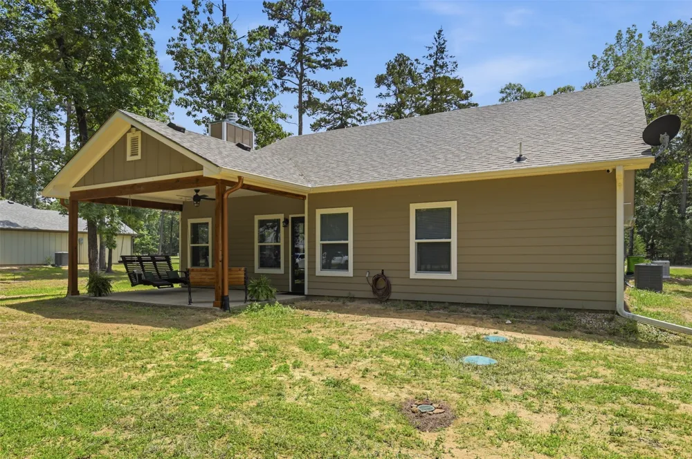 733 King Arthur Ct Scroggins, TX 75480