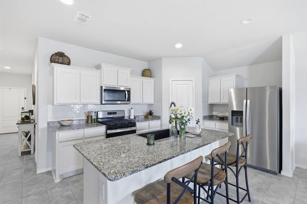 613 Whitecomb Lane Justin, TX 76247