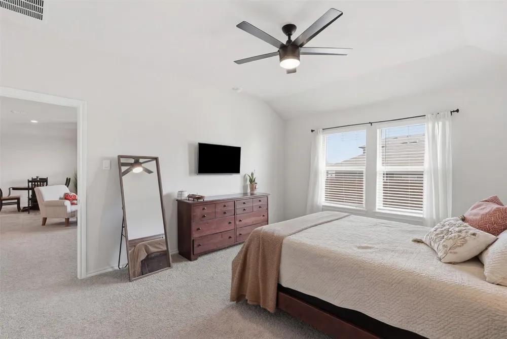 613 Whitecomb Lane Justin, TX 76247