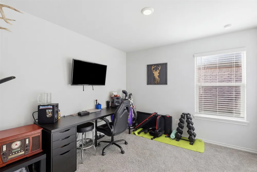 613 Whitecomb Lane Justin, TX 76247