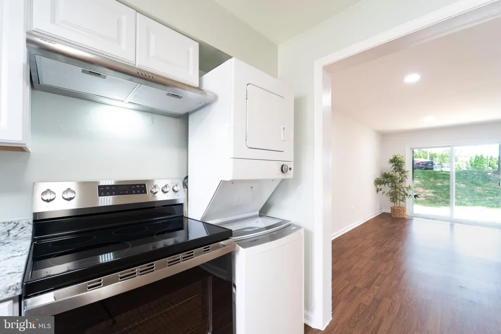 14421 SAGUARO PLACE Centreville, VA 20121