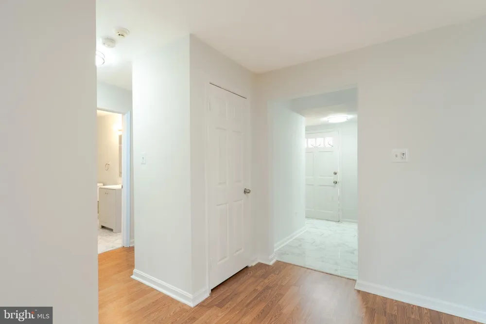 14421 SAGUARO PLACE Centreville, VA 20121