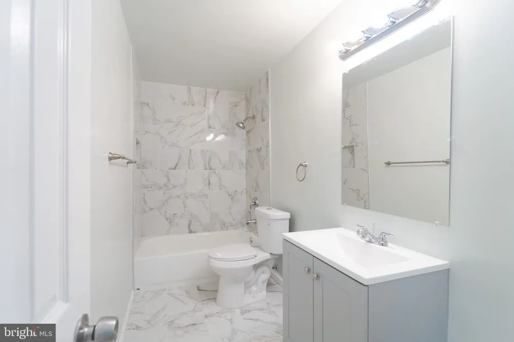 14421 SAGUARO PLACE Centreville, VA 20121