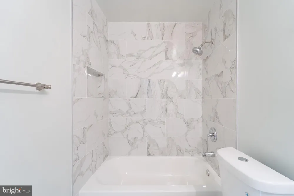 14421 SAGUARO PLACE Centreville, VA 20121