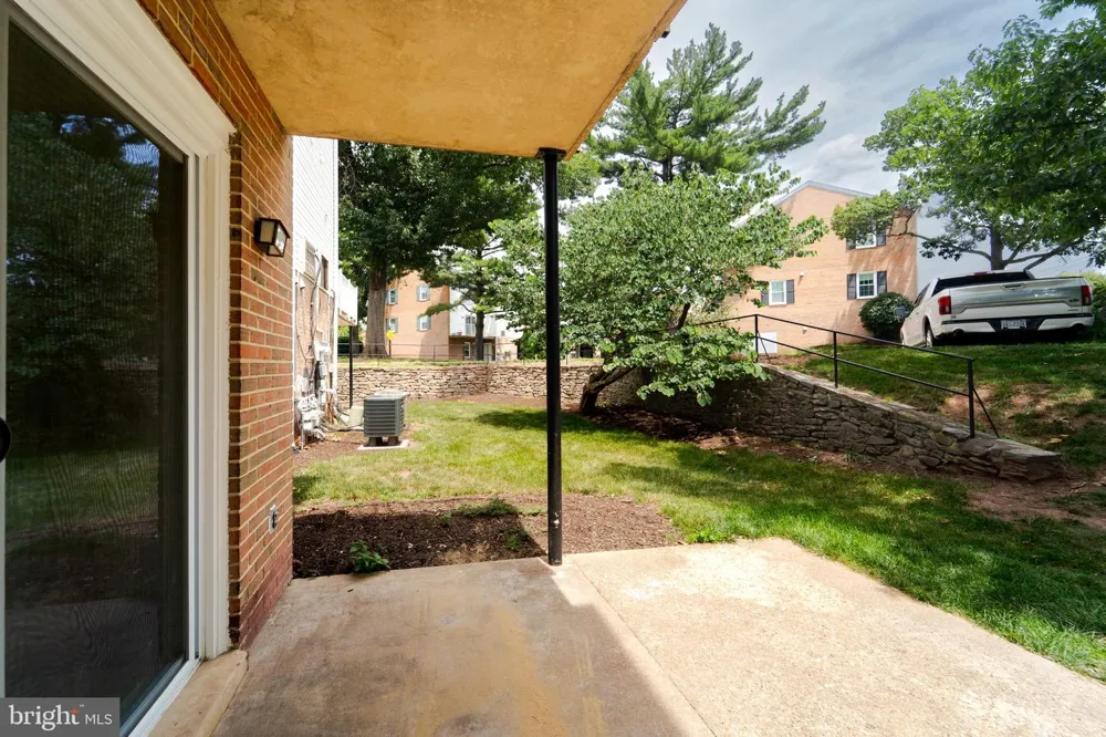 14421 SAGUARO PLACE Centreville, VA 20121