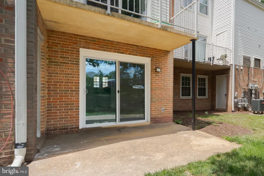 14421 SAGUARO PLACE Centreville, VA 20121