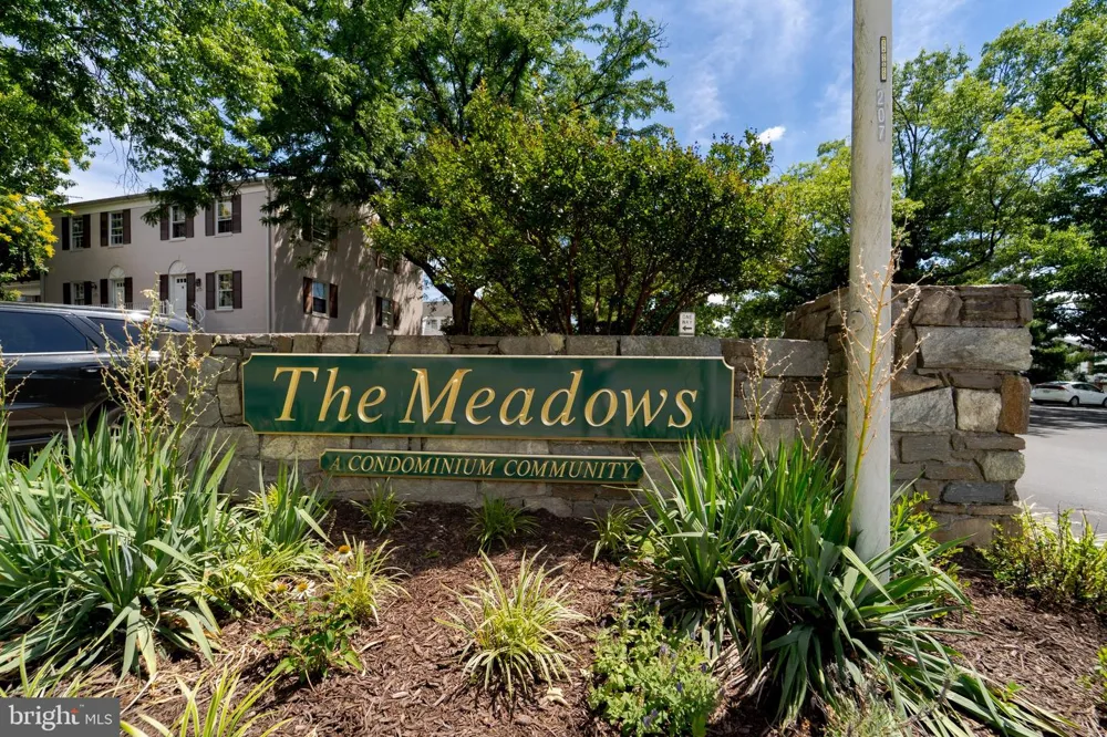 14421 SAGUARO PLACE Centreville, VA 20121