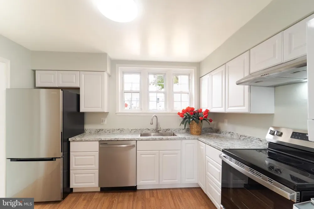 14421 SAGUARO PLACE Centreville, VA 20121