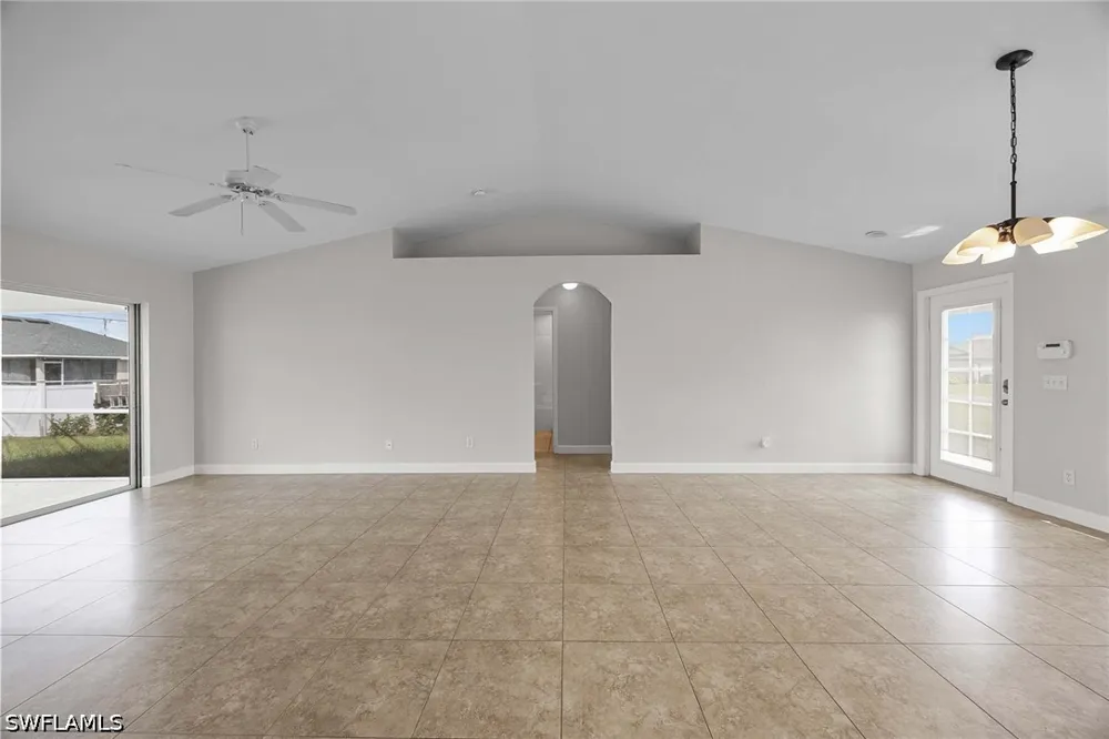 NE 10th Lane Cape Coral, FL 33909