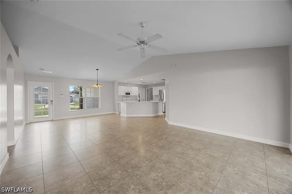 NE 10th Lane Cape Coral, FL 33909