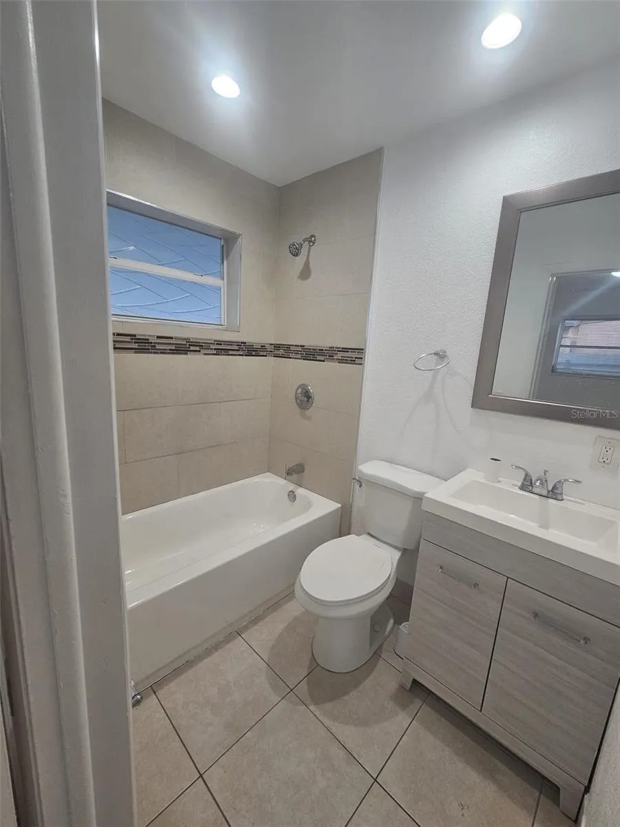 4785 NW 2ND STREET Miami, FL 33126