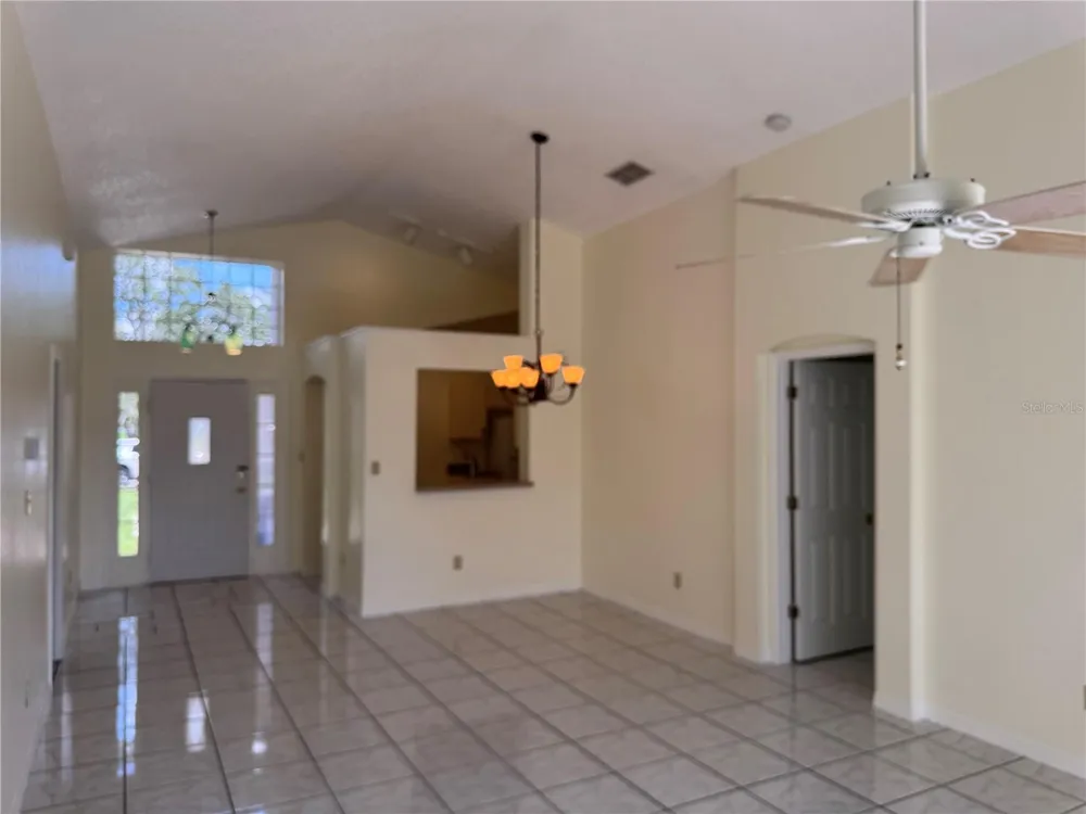 7872 ELMSTONE CIRCLE Orlando, FL 32822