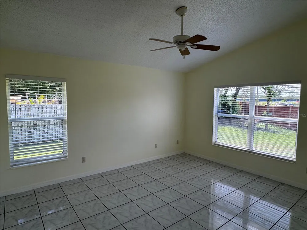 7872 ELMSTONE CIRCLE Orlando, FL 32822