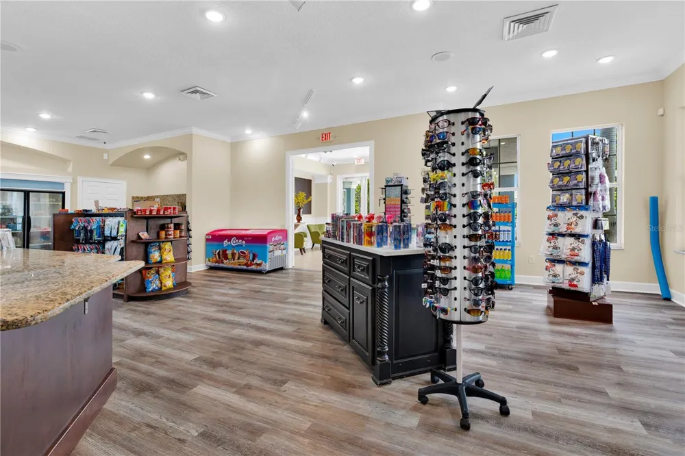 8066 KING PALM CIRCLE Kissimmee, FL 34747