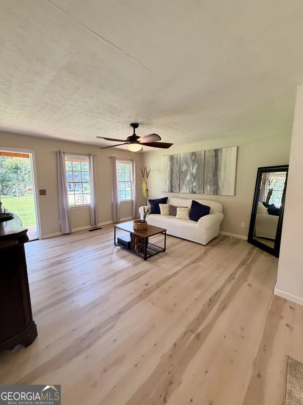 85 Martin ST Carrollton, GA 30117