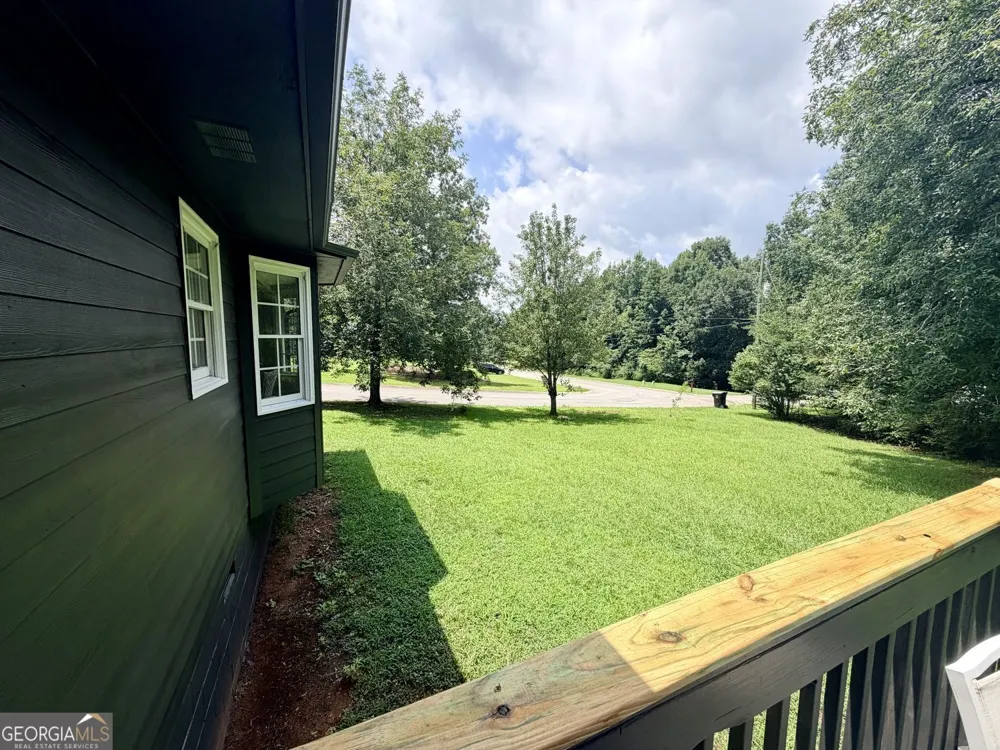 85 Martin ST Carrollton, GA 30117