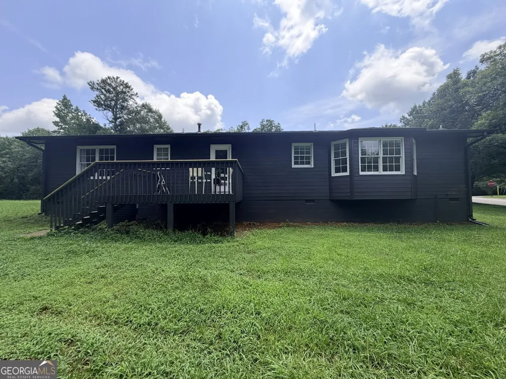 85 Martin ST Carrollton, GA 30117