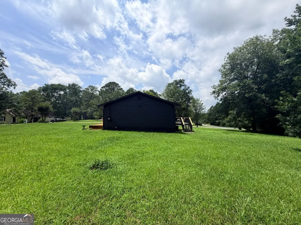 85 Martin ST Carrollton, GA 30117