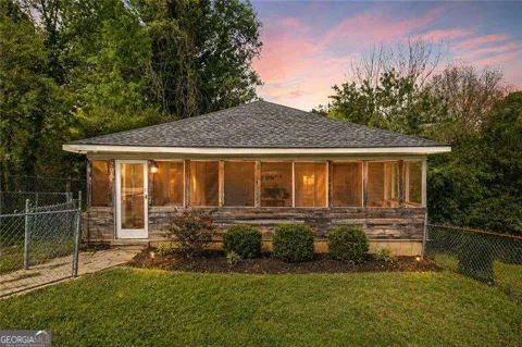 2014 MAPLE AVE SW