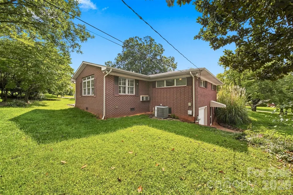 434 Mountain View Drive Morganton, NC 28655