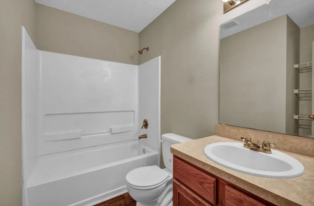 123 Robinson Road Oyster Creek, TX 77541