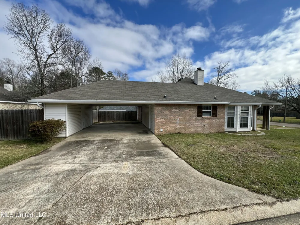 2001 Windchase Circle Brandon, MS 39042