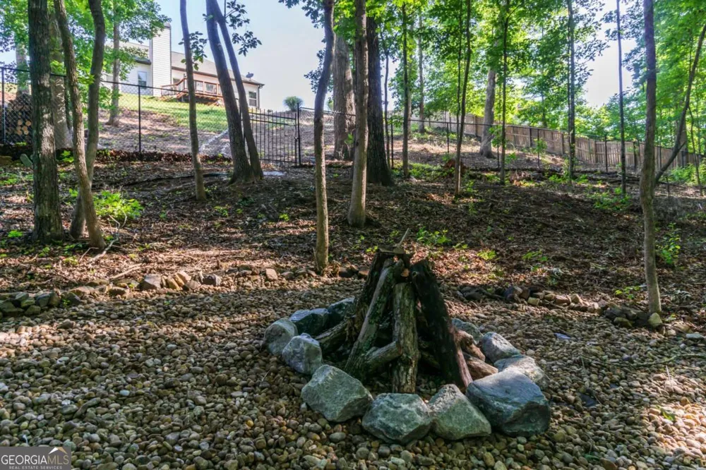 368 Bryndemere DR Dawsonville, GA 30534