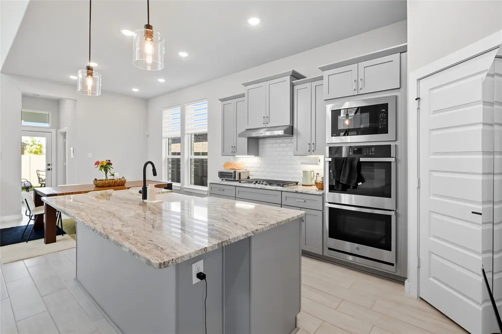 3313 The Commons Parkway Sachse, TX 75048
