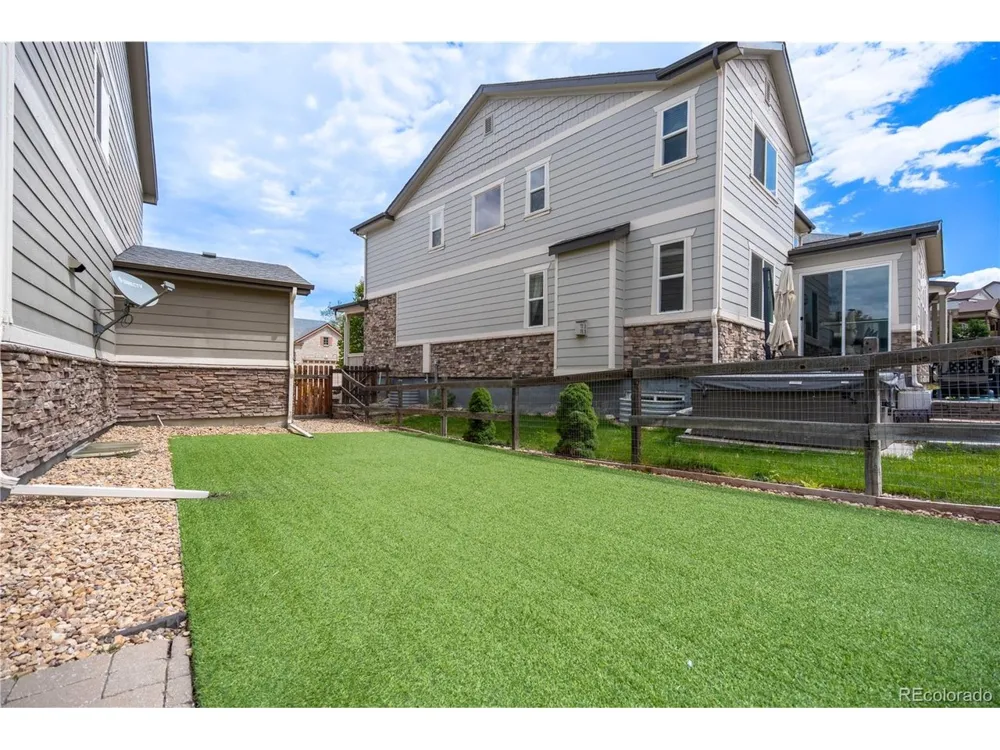 2389 Mccracken Lane Castle Rock, CO 80104