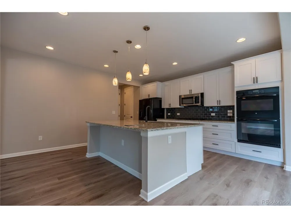 2389 Mccracken Lane Castle Rock, CO 80104