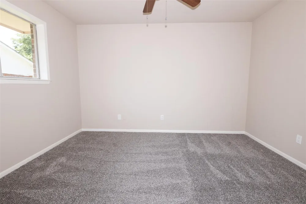 417 Meinecke Street Bellville, TX 77418