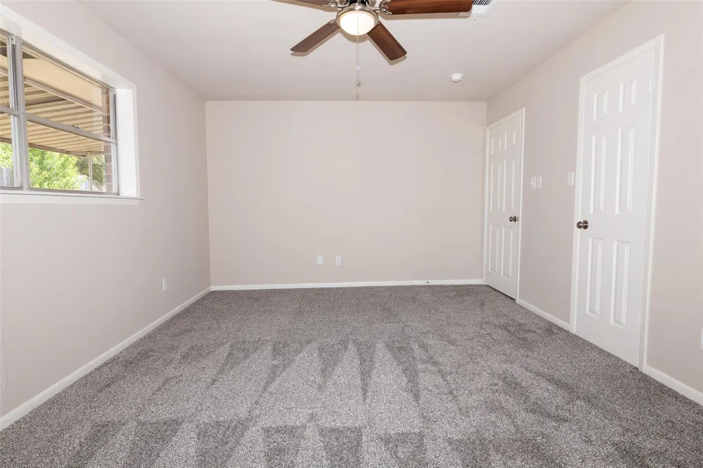 417 Meinecke Street Bellville, TX 77418