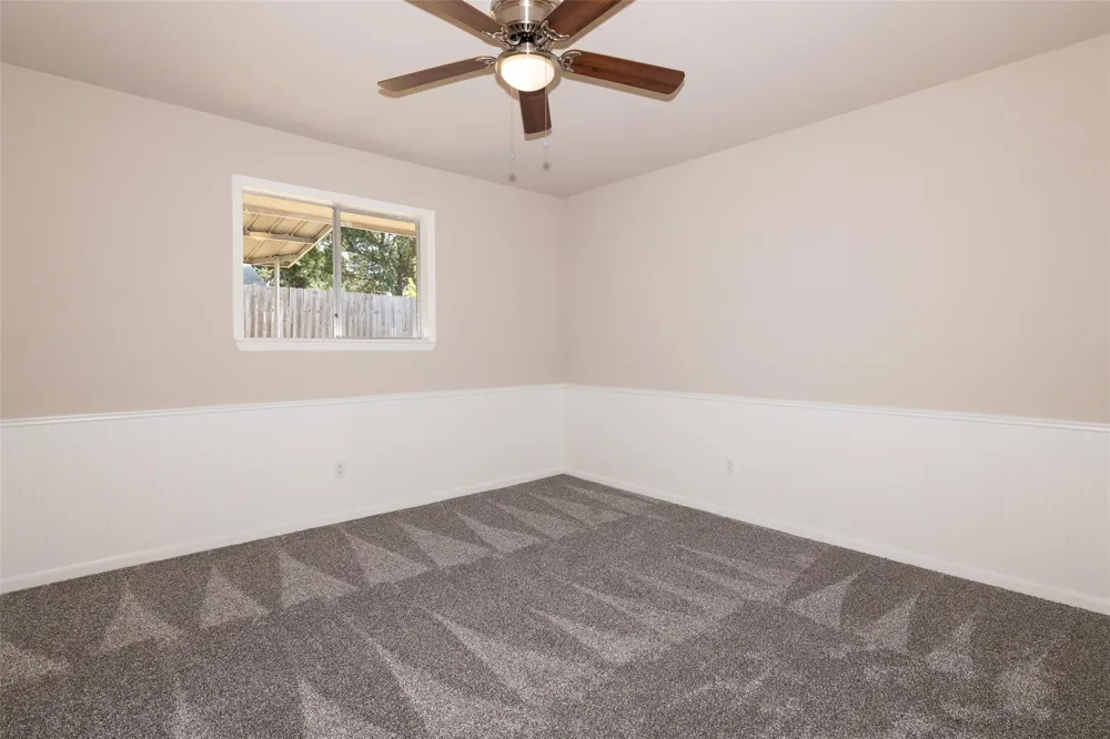 417 Meinecke Street Bellville, TX 77418