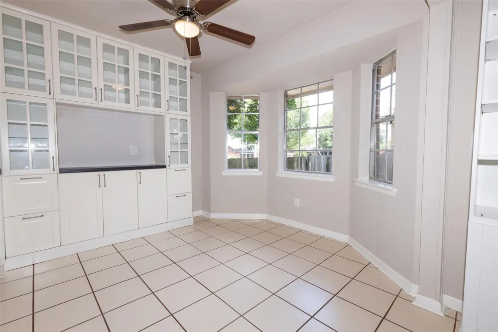 417 Meinecke Street Bellville, TX 77418