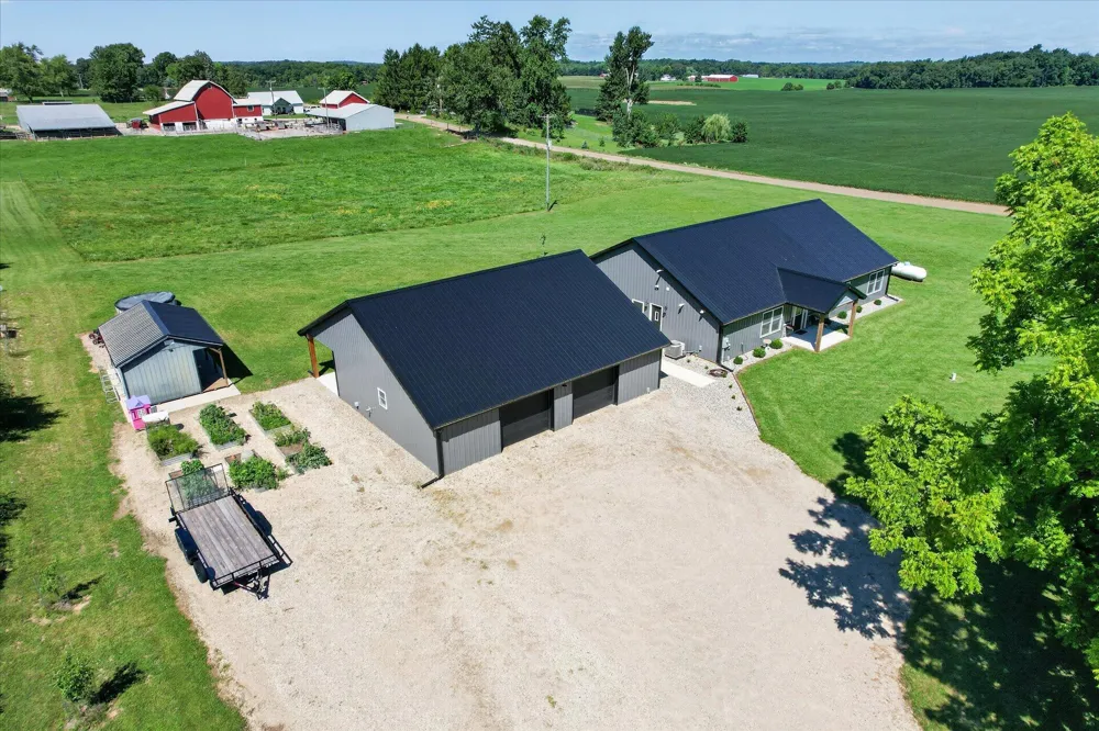13951 Lane Road Cement City, MI 49233