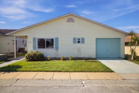2240 SEA ISLAND CIRCLE