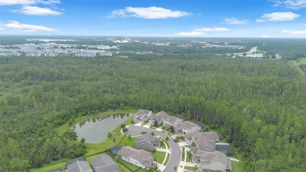 9247 LEGADO DRIVE Winter Garden, FL 34787