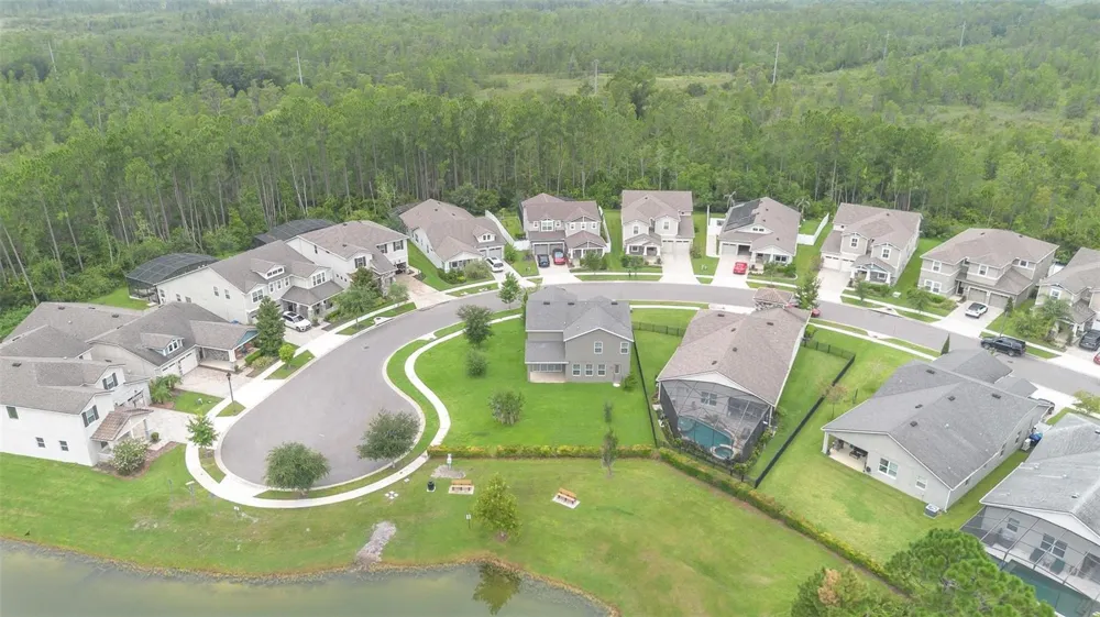 9247 LEGADO DRIVE Winter Garden, FL 34787