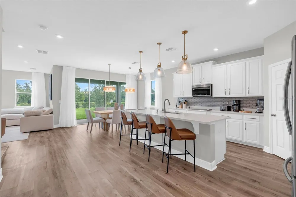 9247 LEGADO DRIVE Winter Garden, FL 34787