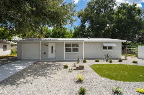 2187 DIXIE GARDEN LOOP