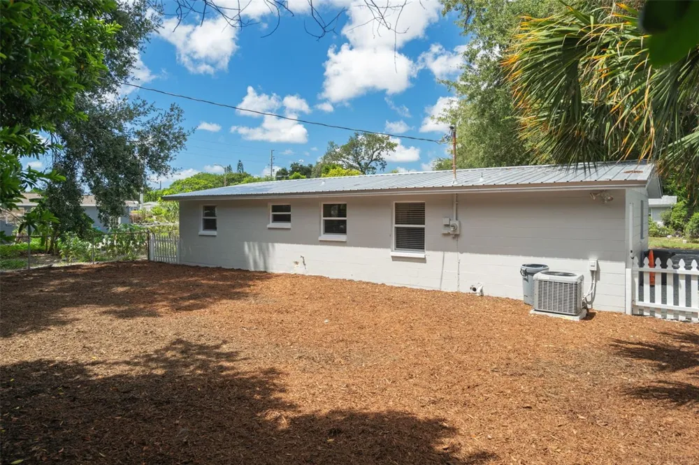 2187 DIXIE GARDEN LOOP Holiday, FL 34690
