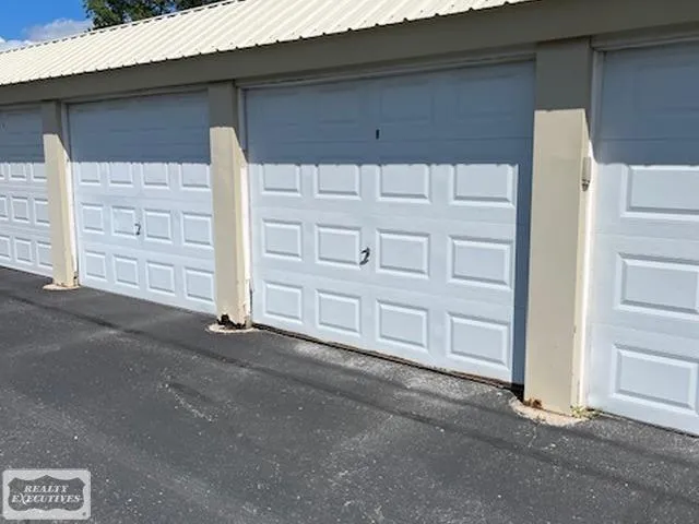 22173 Glenwood Street Clinton Charter Township, MI 48035