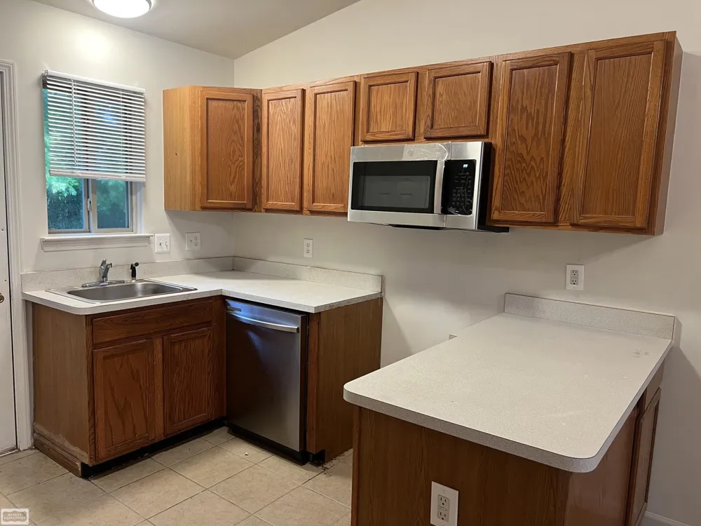 22173 Glenwood Street Clinton Charter Township, MI 48035