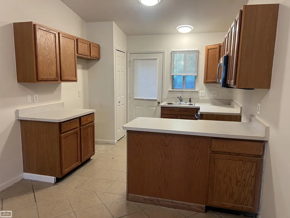 22173 Glenwood Street Clinton Charter Township, MI 48035