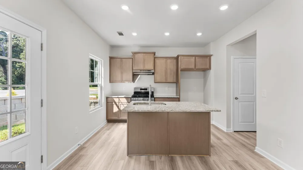 5245 Gainesville ST Flowery Branch, GA 30542