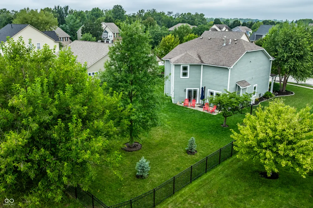 7675 Winding Lake Drive S Noblesville, IN 46062