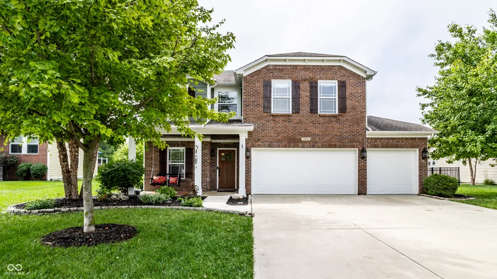 7675 Winding Lake Drive S Noblesville, IN 46062