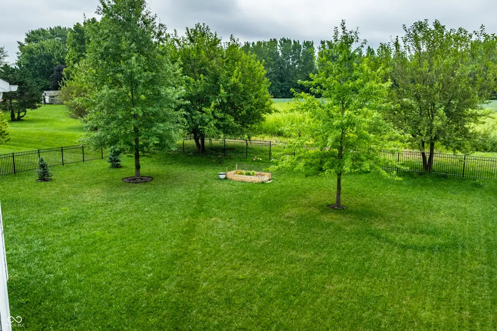 7675 Winding Lake Drive S Noblesville, IN 46062